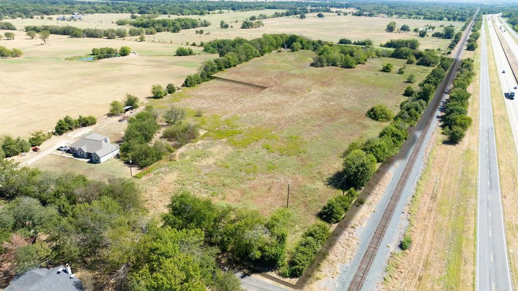 32 County Road 4719, Cumby