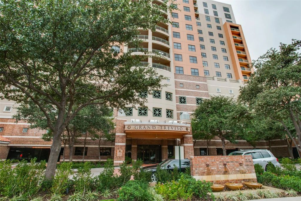 330 Las Colinas Boulevard E 924, Irving