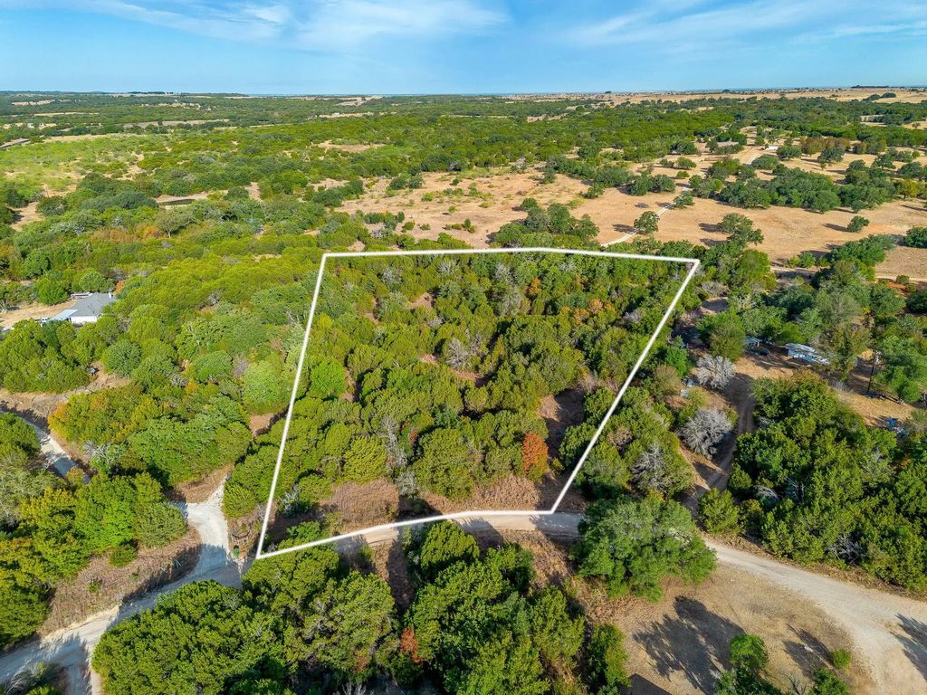 5816 Oak Creek Court, Lipan