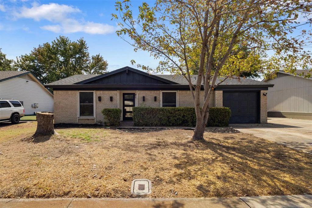 1520 Monaco Drive, Lewisville