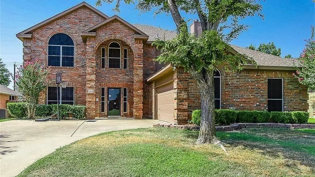 5013 Bellerive Court, Garland