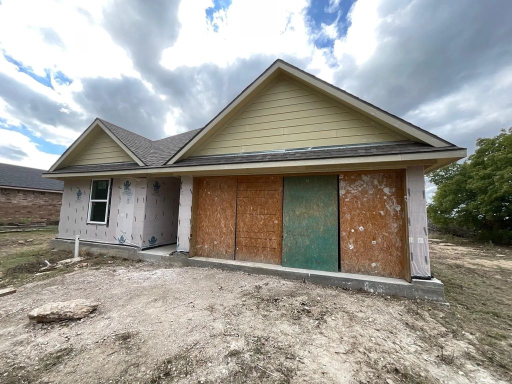 925 King Street, Weatherford