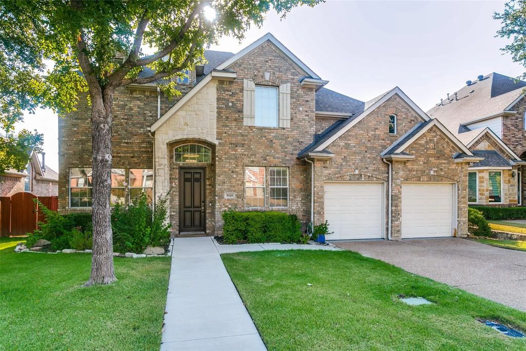 9028 Bottlebrush Lane, Irving