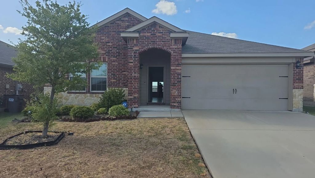 4317 Pyramid Drive, Forney