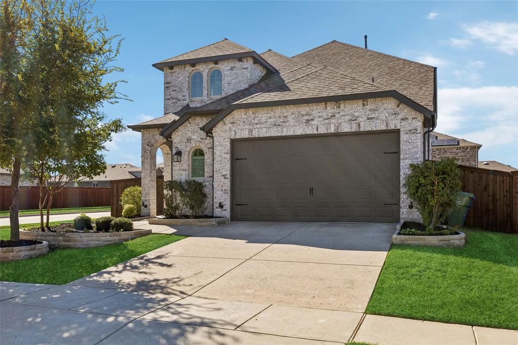 1408 Gelding Drive, Aubrey
