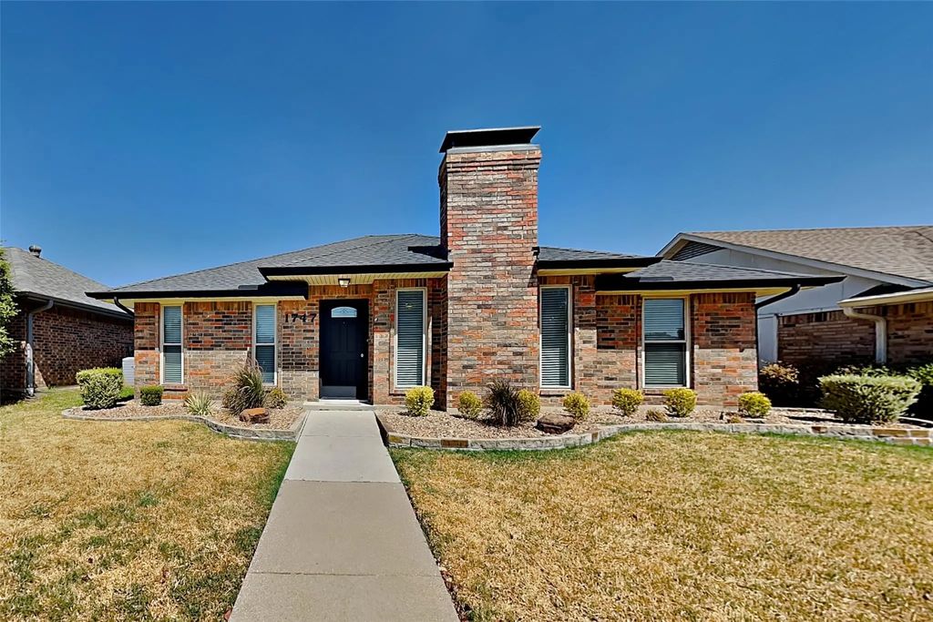 1747 Arledge, Carrollton