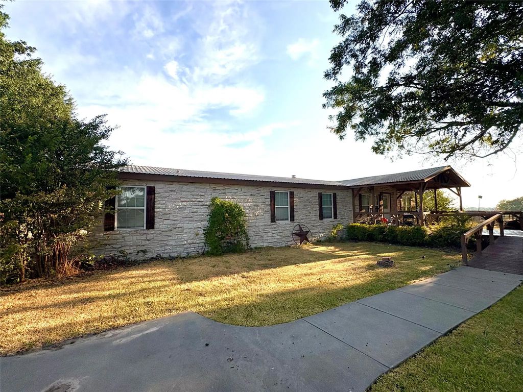 10288 Fm 1377 , Blue Ridge