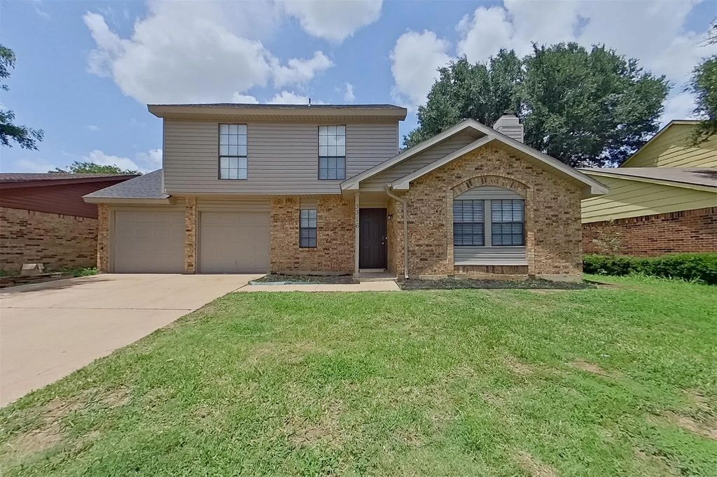 3316 Forest Creek Drive, Fort Worth