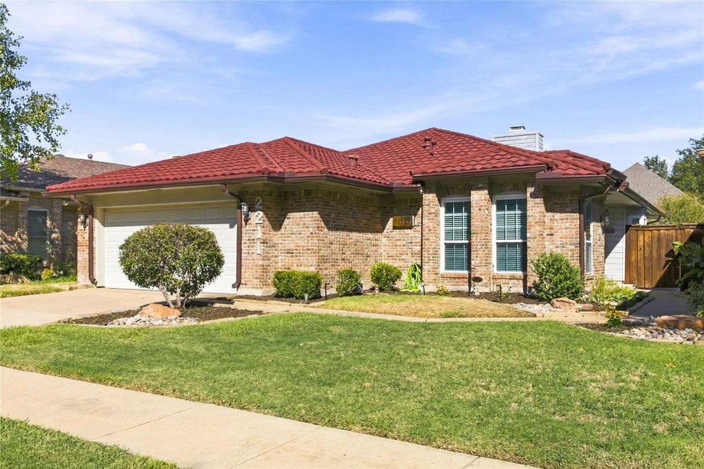 2211 Mediterranean Avenue, Arlington