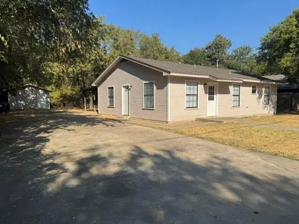 513 Rose Street, Denton