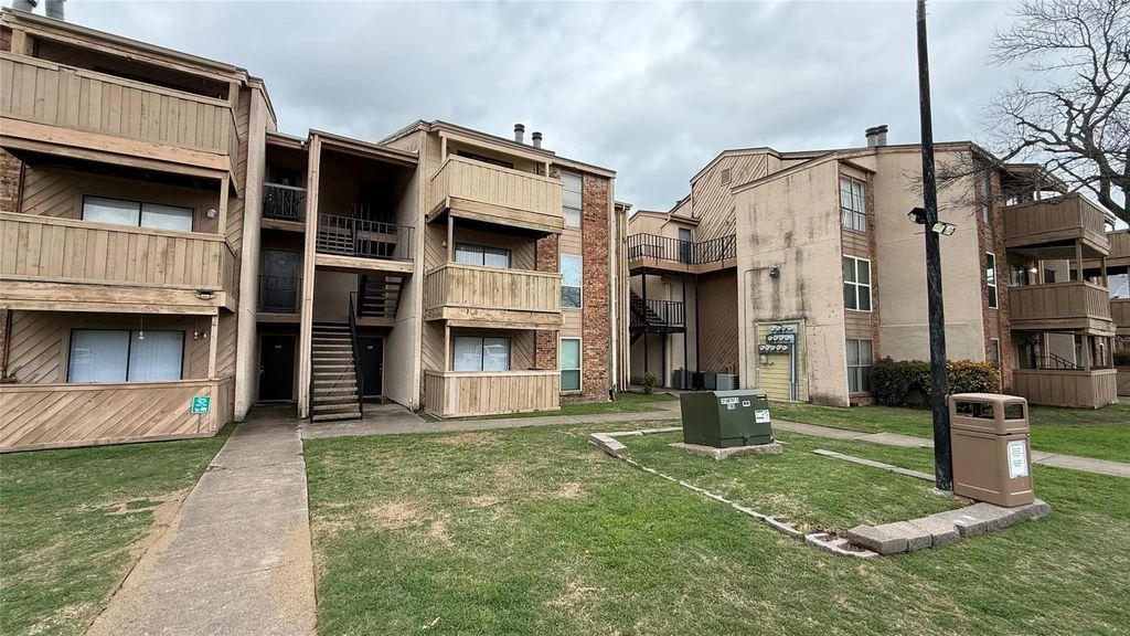 8110 Skillman Street 1046, Dallas