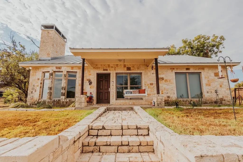 600 Finney Drive, Weatherford