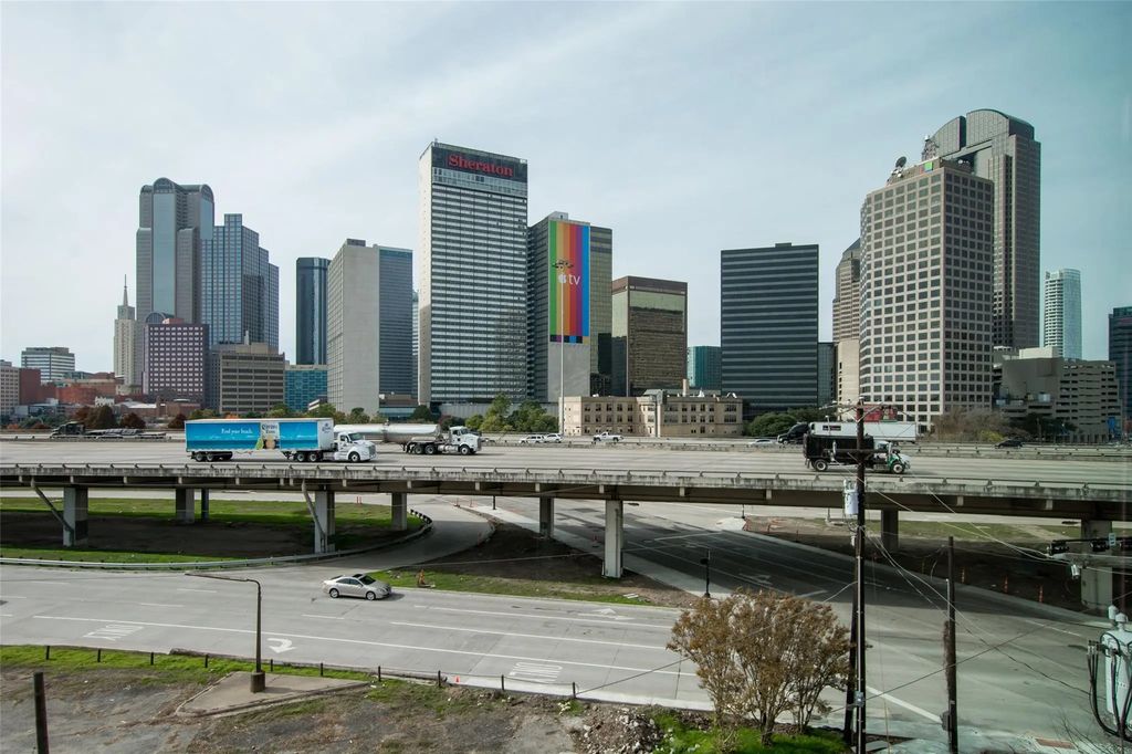 2502 Live Oak Street 336, Dallas