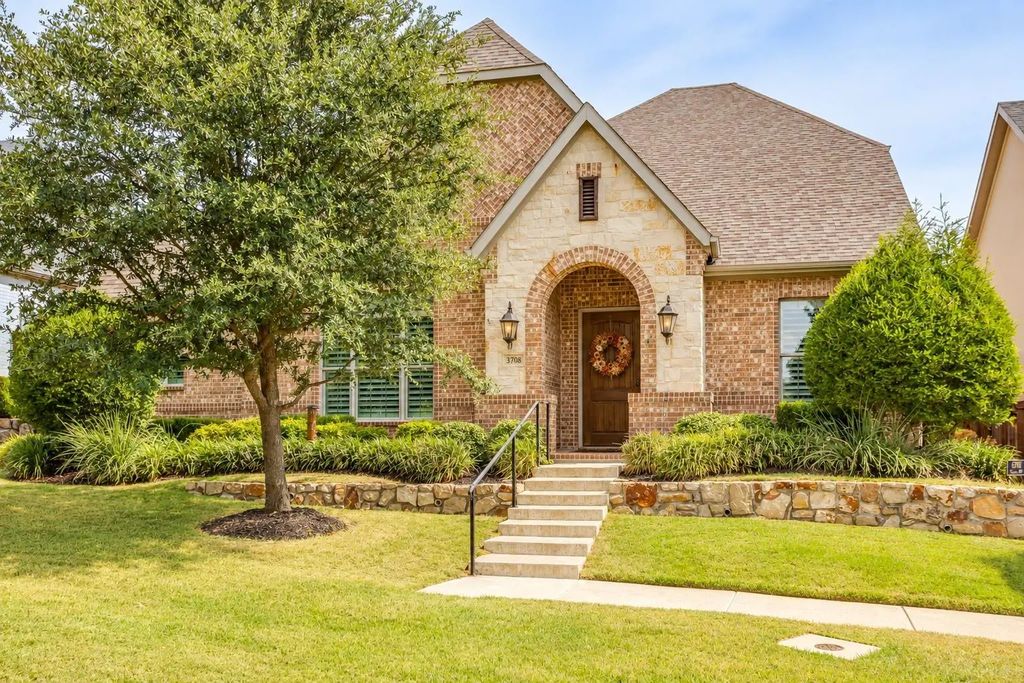 13708 Parkline Way, Aledo