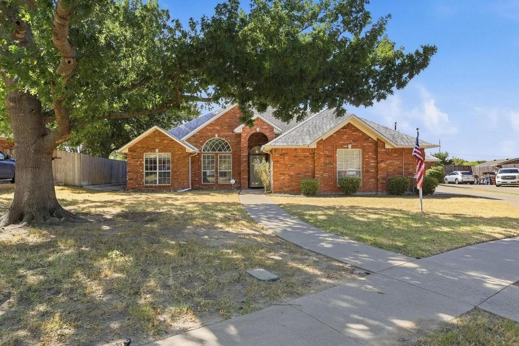 3212 Staghorn Circle, Denton
