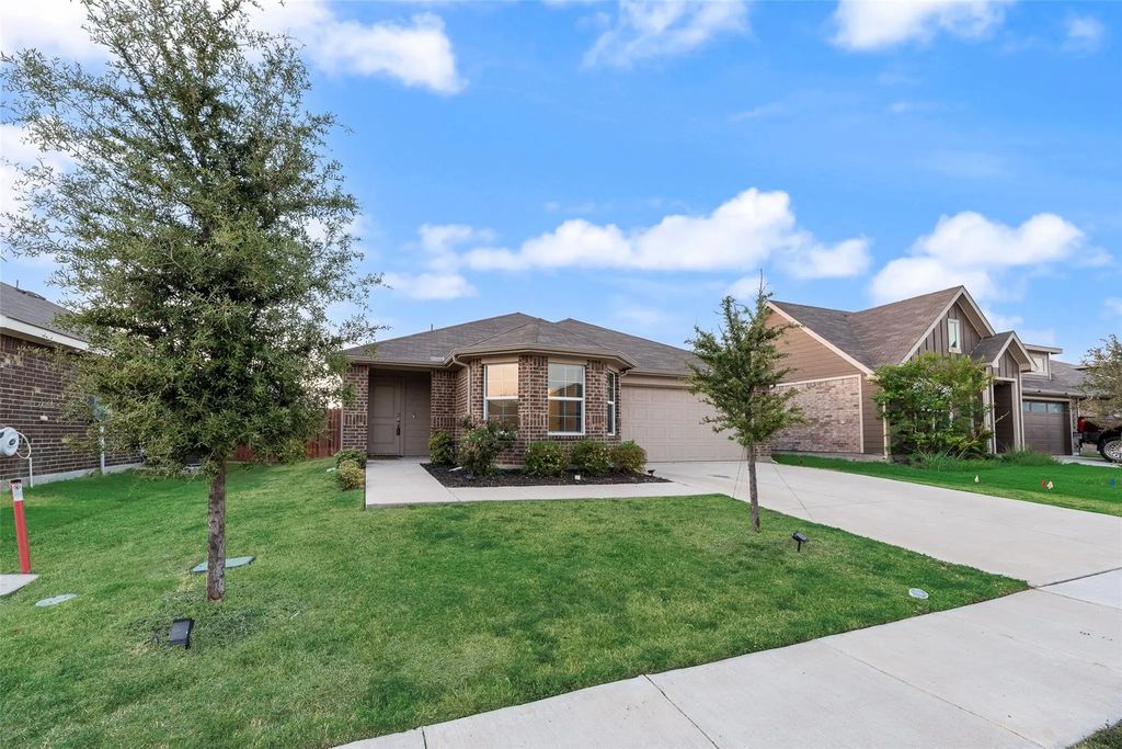 716 Griffith Park Trail, Alvarado