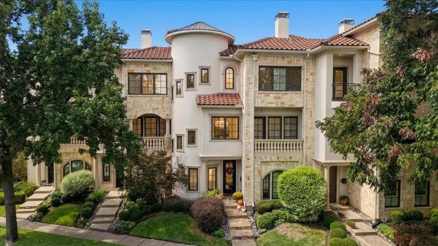 4301 Lomo Alto Drive B, Highland Park