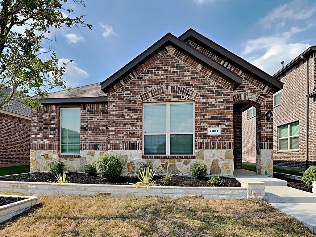 2337 Larimar Drive, Little Elm