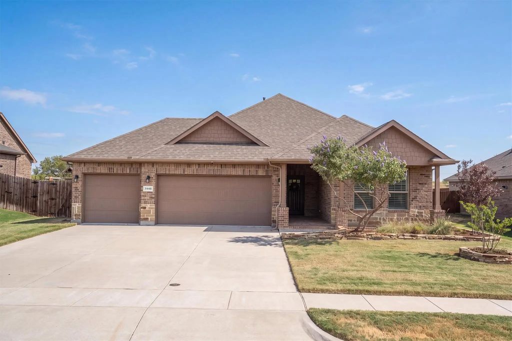 3448 Chloe Avenue, Krum