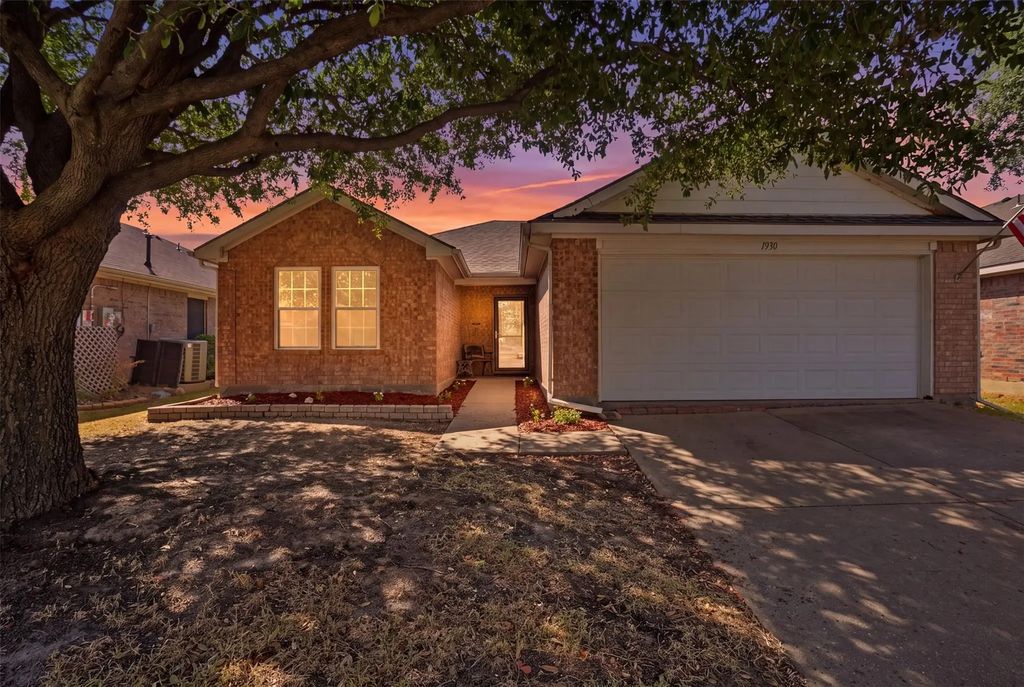 1930 Livingston Lane, Little Elm