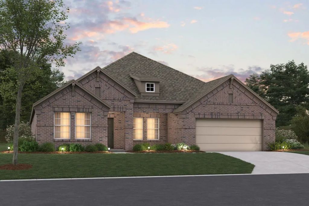 301 Laurel Drive, Justin