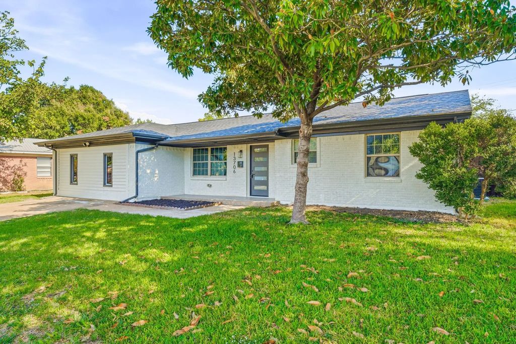 13706 Janwood Lane, Farmers Branch