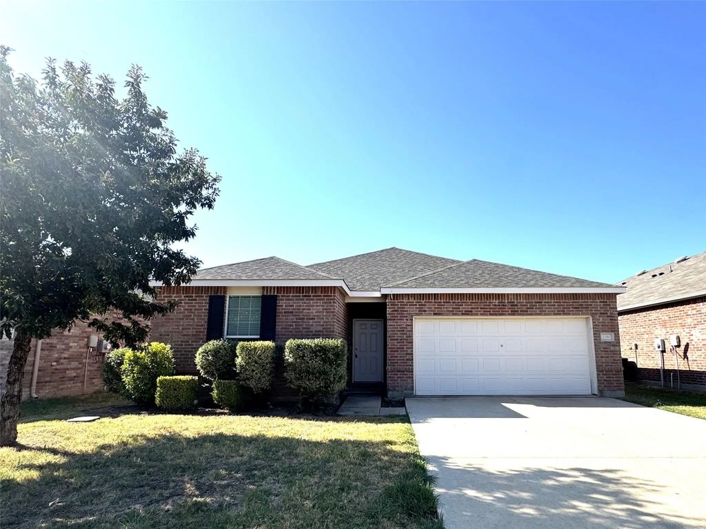 2340 Senepol Way, Fort Worth