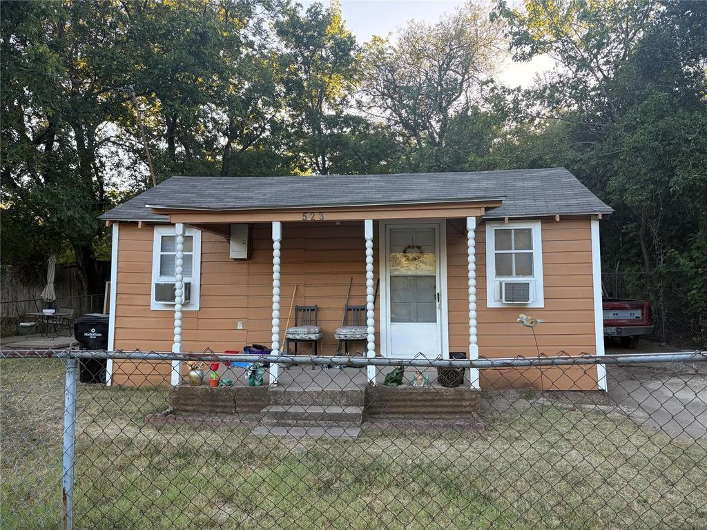 523 N 3rd Street, Midlothian