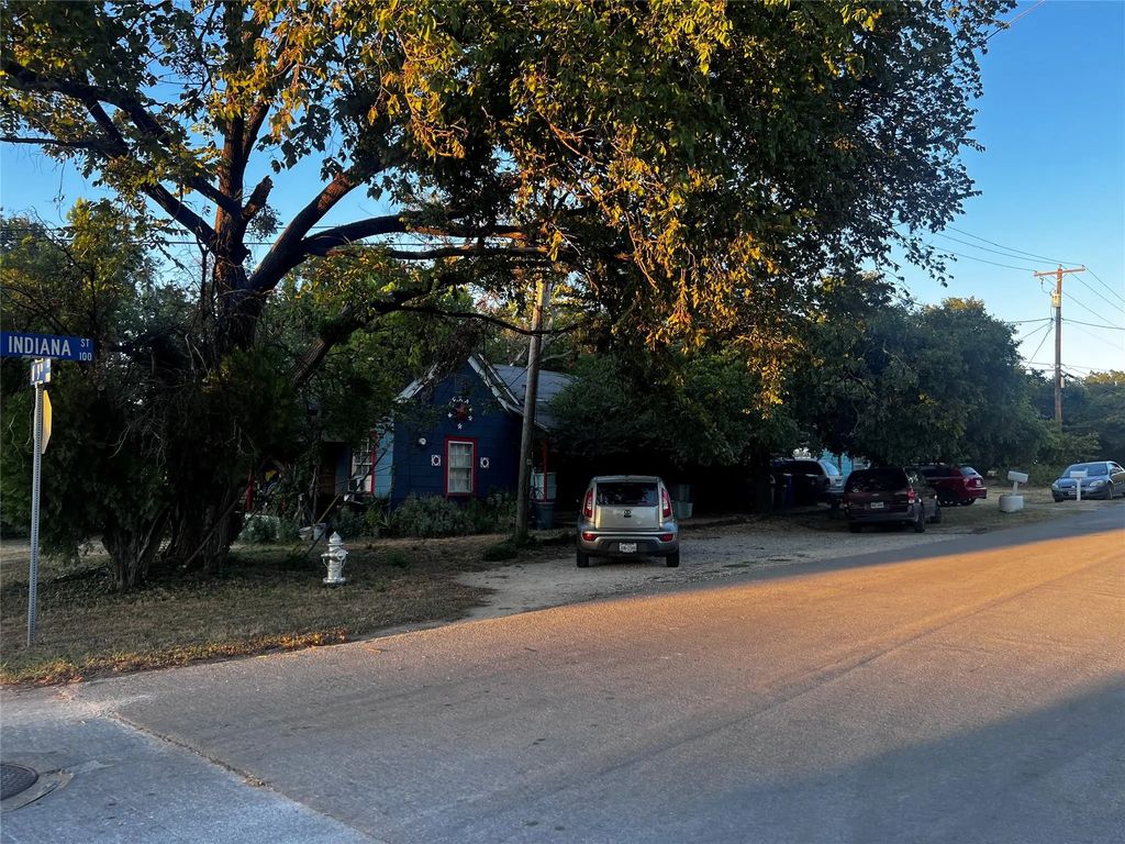 902 N 9th Street, Midlothian