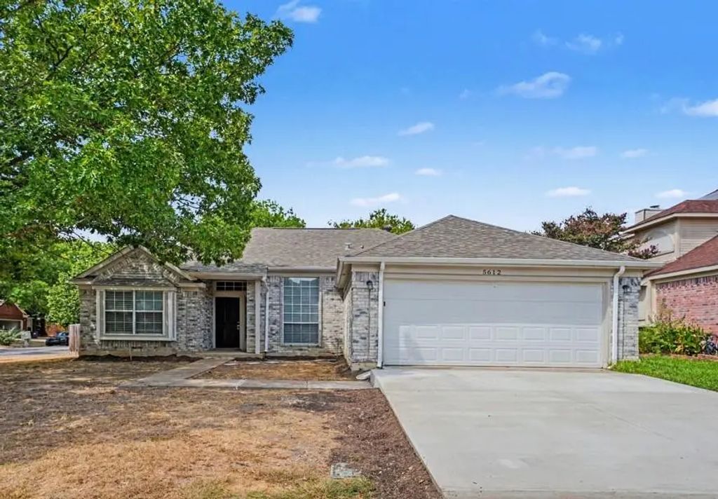 5612 Greenwich Drive, Arlington