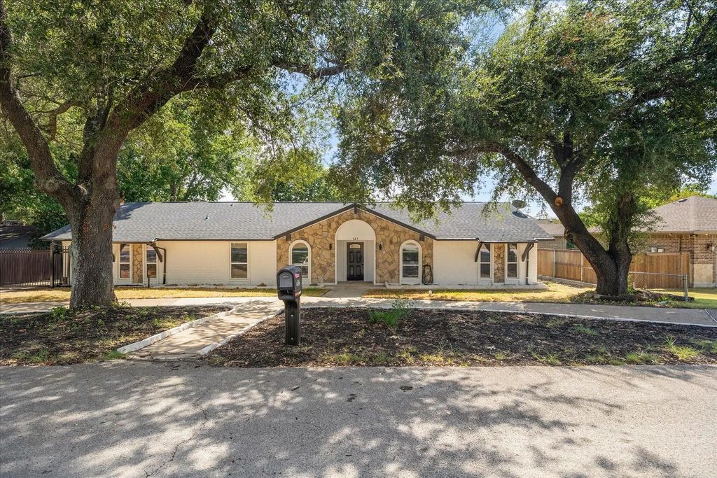 925 Lake North Road, Rowlett