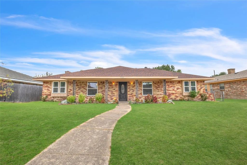 7117 Rolling Fork Drive, Dallas