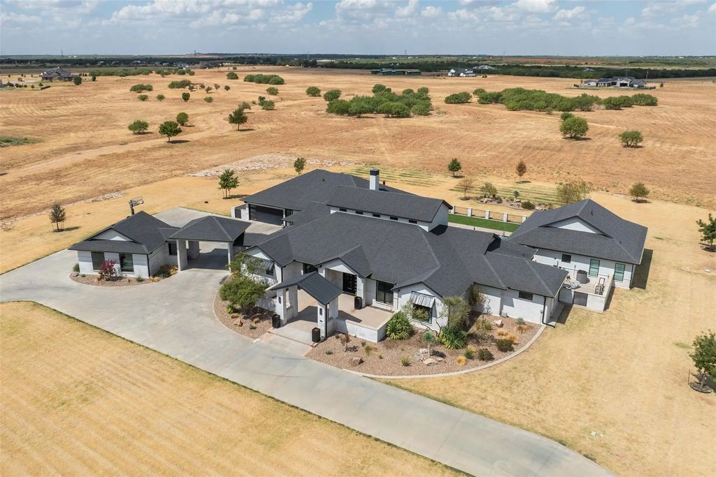 246 Prairie Way, Wichita Falls