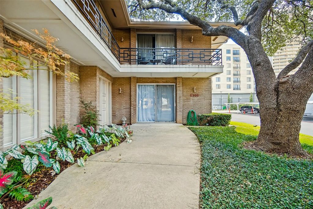 6306 Bandera Avenue A, Dallas