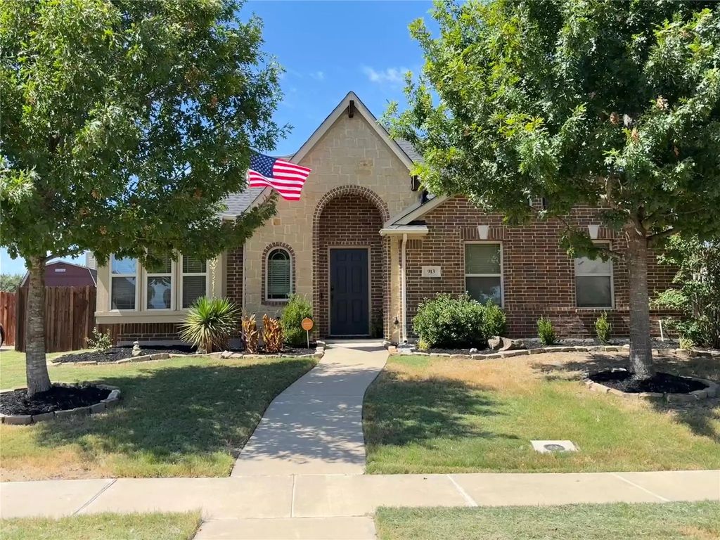 913 Mill Pond Drive, Midlothian