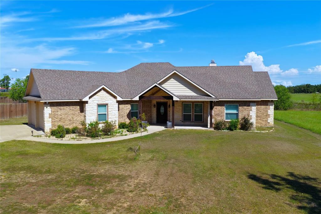 207 Northline Road, Teague