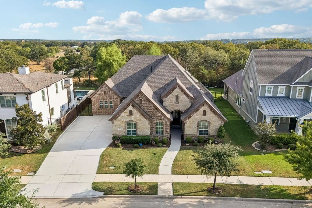 420 Boonesville Bend, Argyle