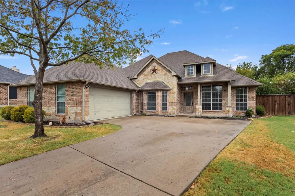 205 High Meadow Court, Royse City