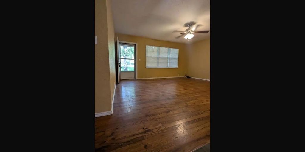 912 Red Bud Drive, Azle