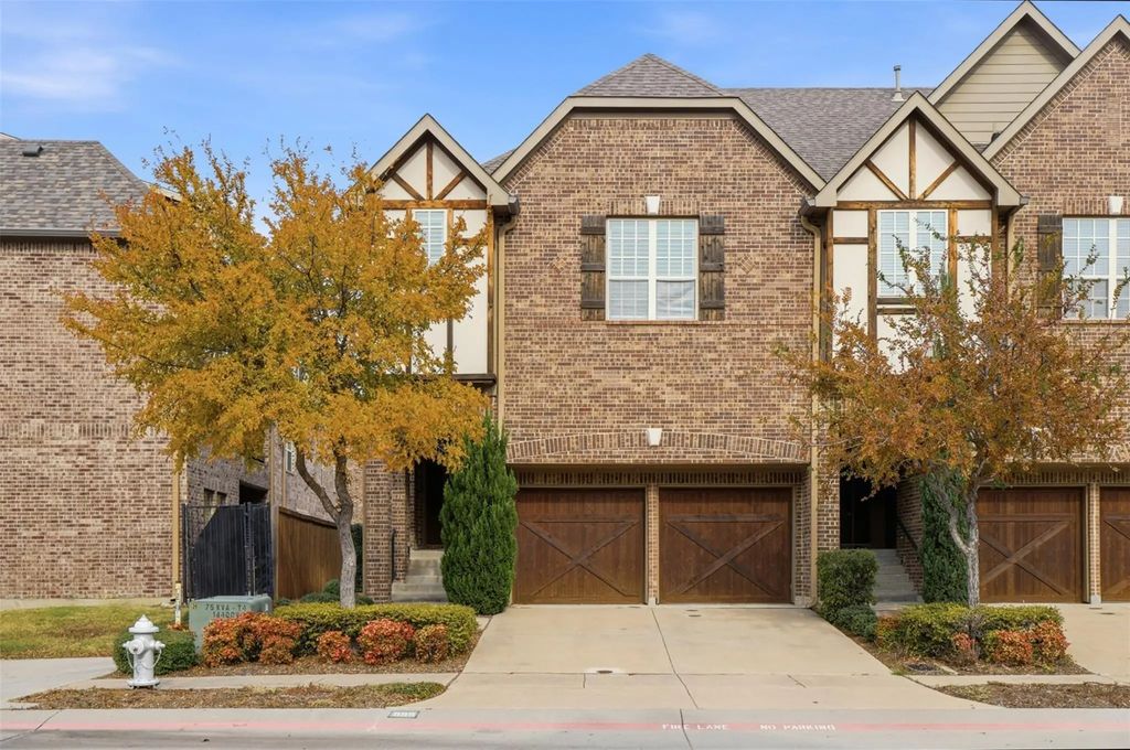 555 Waterloo Drive, Lewisville