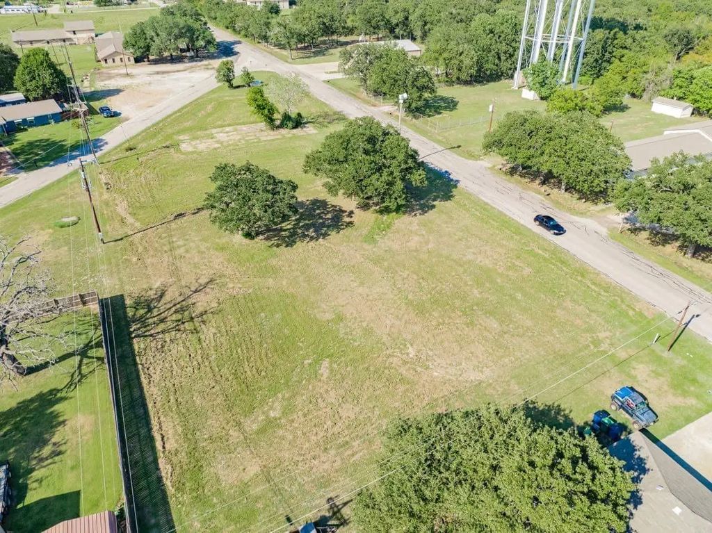 407 Legendary Lane, Gun Barrel City