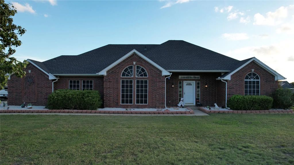11990 Hill Country Circle, Ponder