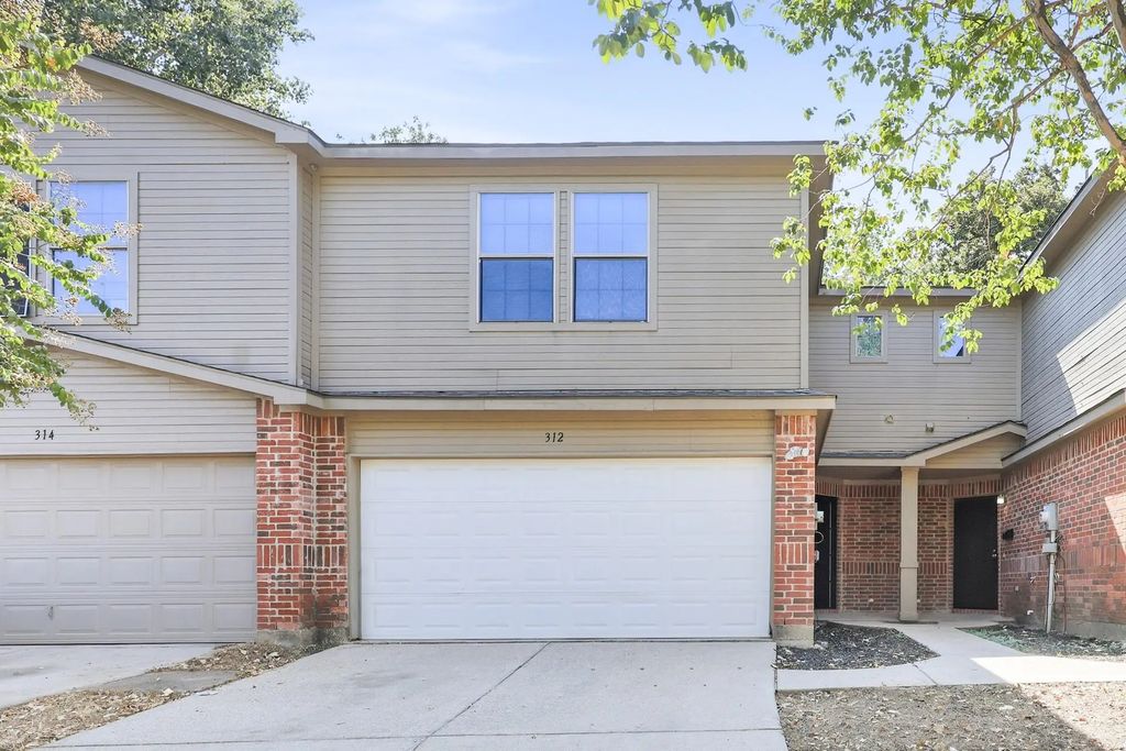 312 Ezekial Avenue, Dallas