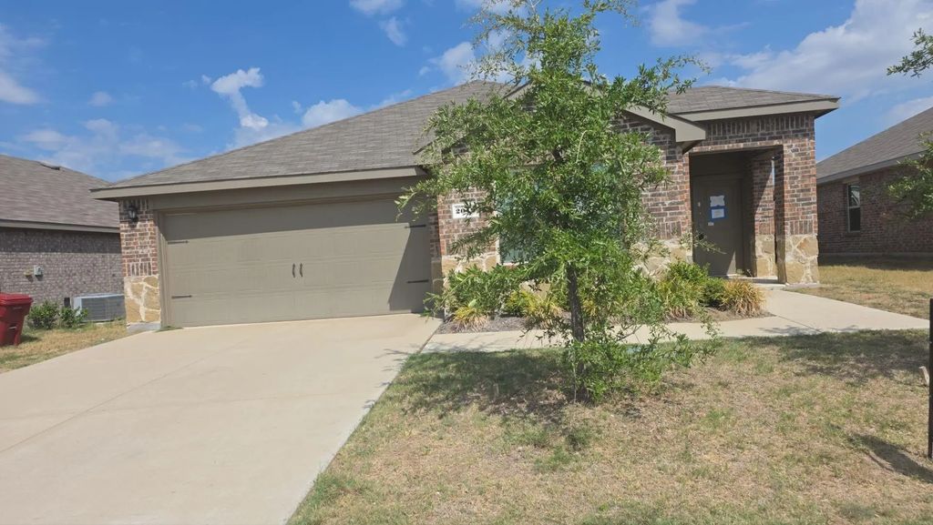 2049 Berrywood Drive, Royse City