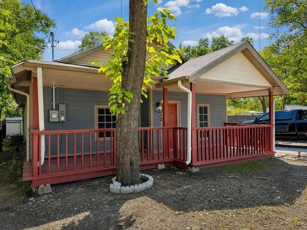 912 W Belt Line Road, Cedar Hill