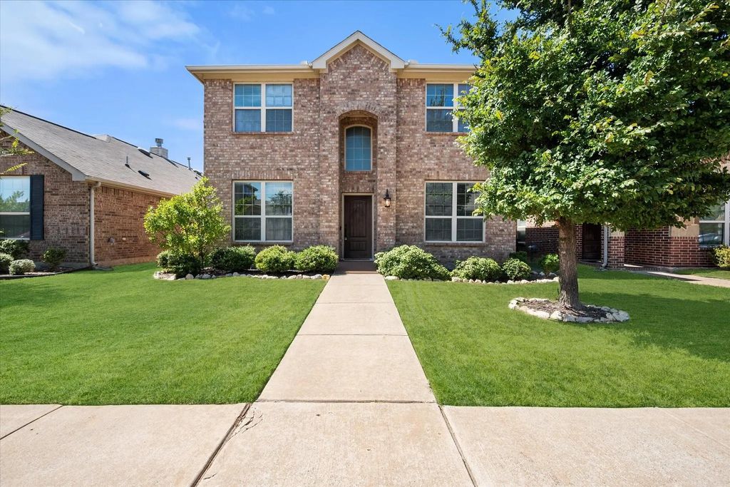 8416 Gentian Drive, Fort Worth