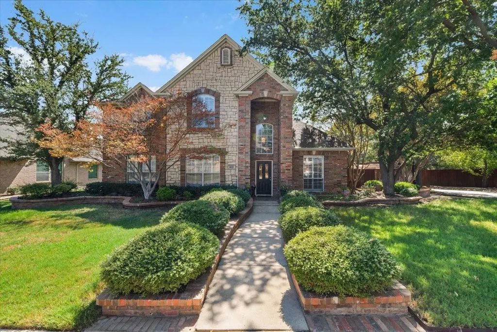 412 Vasey Oak Drive, Keller