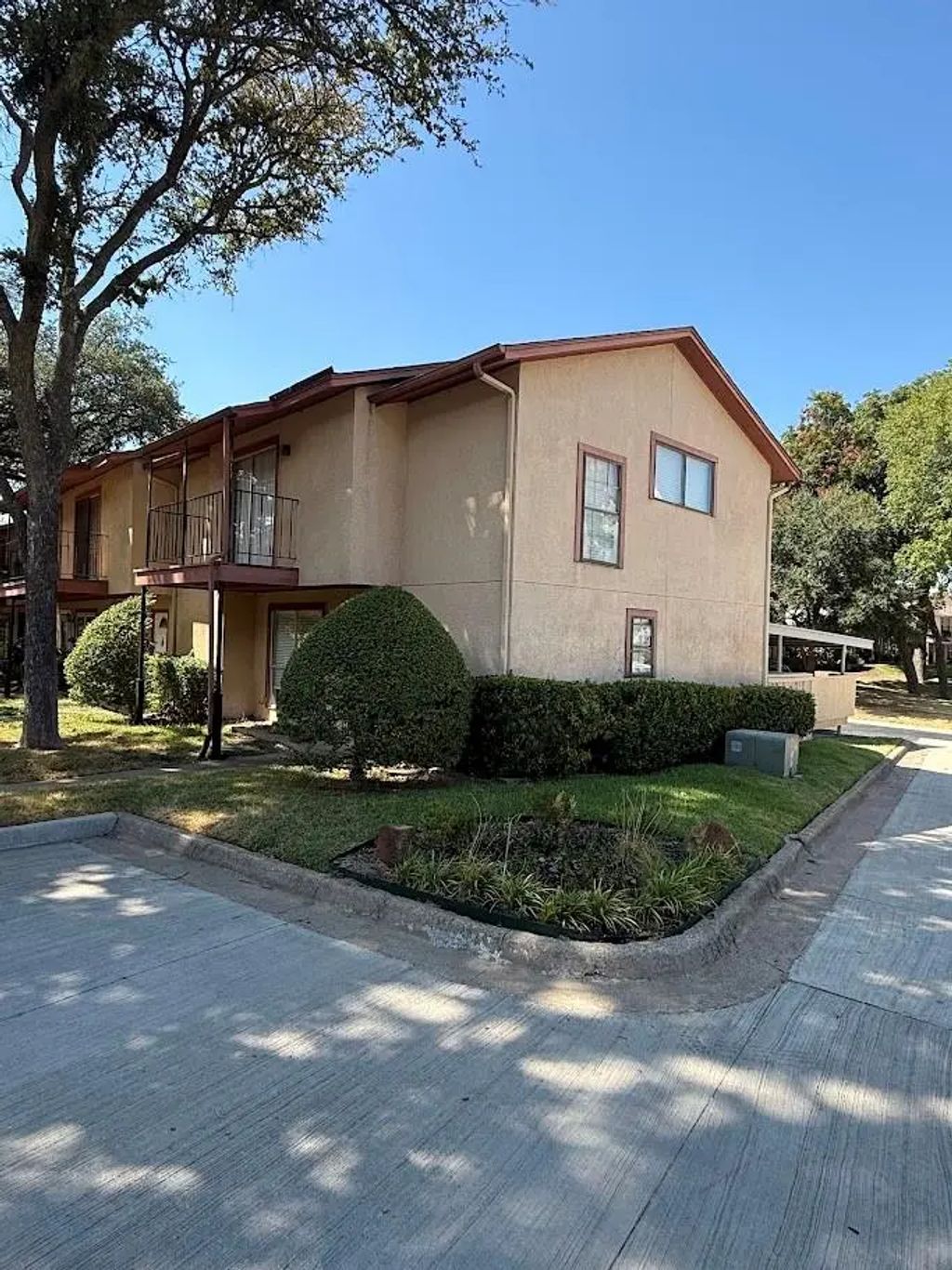 5602 Marina Drive, Garland