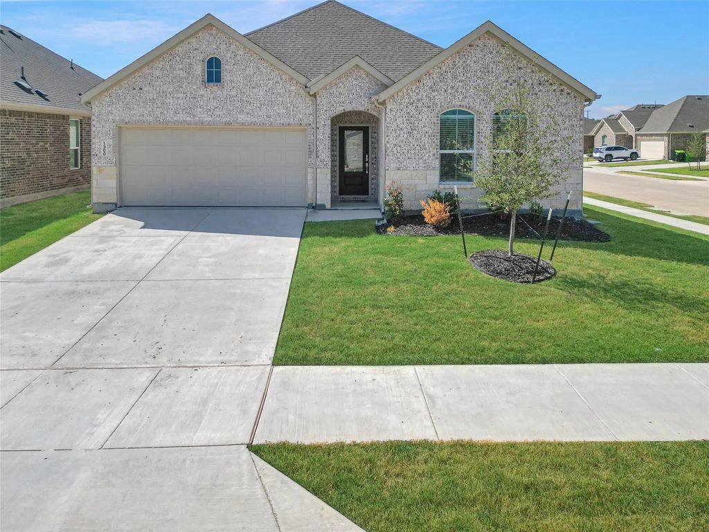 1300 Rockwell Drive, Little Elm