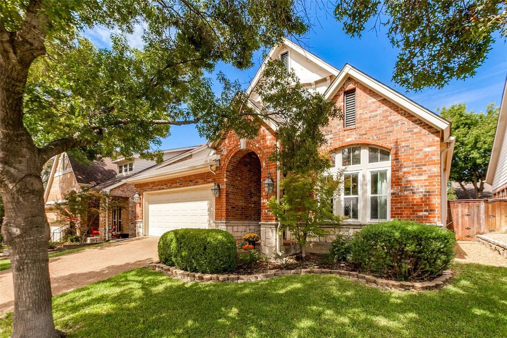 1740 Glenlivet Drive, Dallas